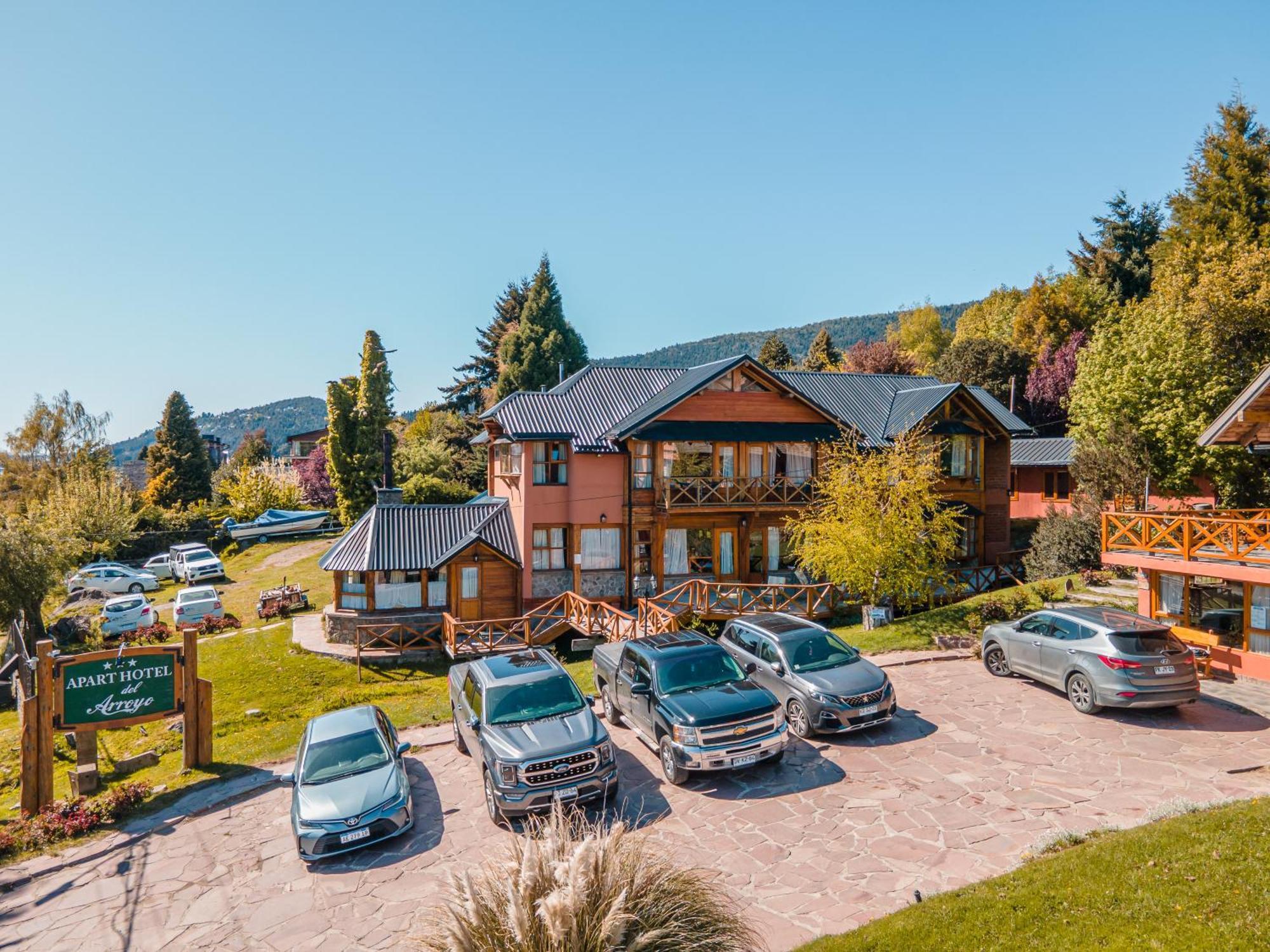 Apart Hotel Del Arroyo Сан Карлос де Барилоче Екстериор снимка